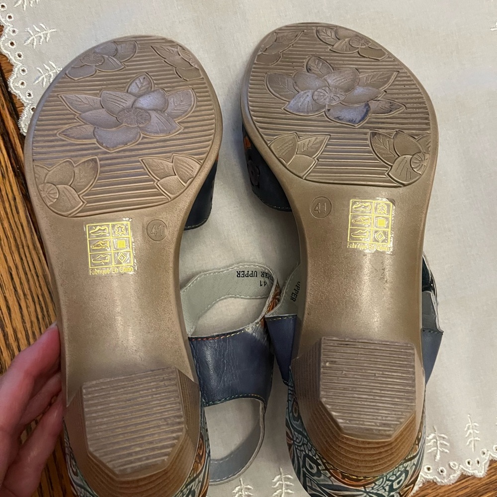 L ‘ Artiste Women’s Sling back Sandals - Picture 6 of 10